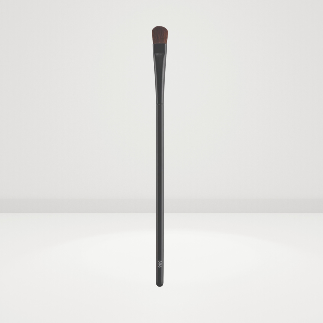 #306 Outside Accent Brush