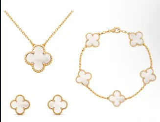 3-piece Clover Jewelry Set with packaging