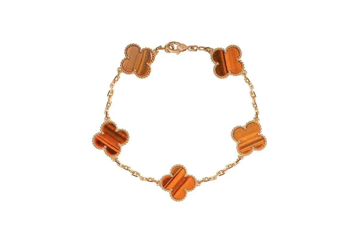 3-piece Clover Jewelry Set with packaging